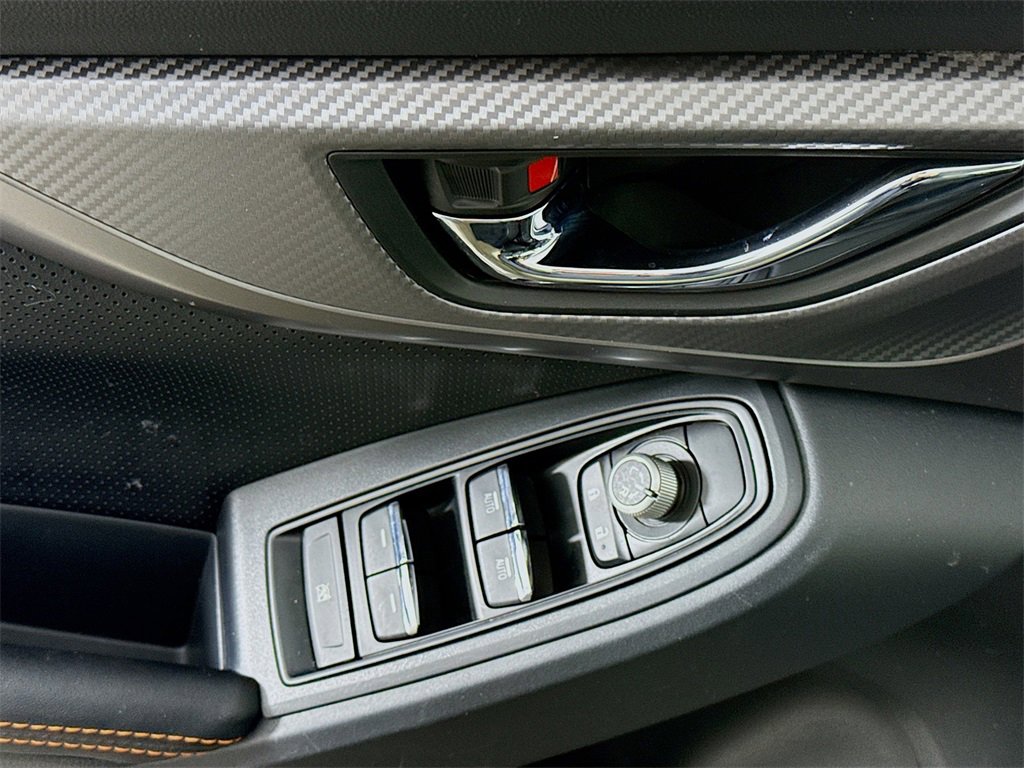 Certified 2021 Subaru Crosstrek 2.5i Limited w/ Moonroof Package 2 image 26