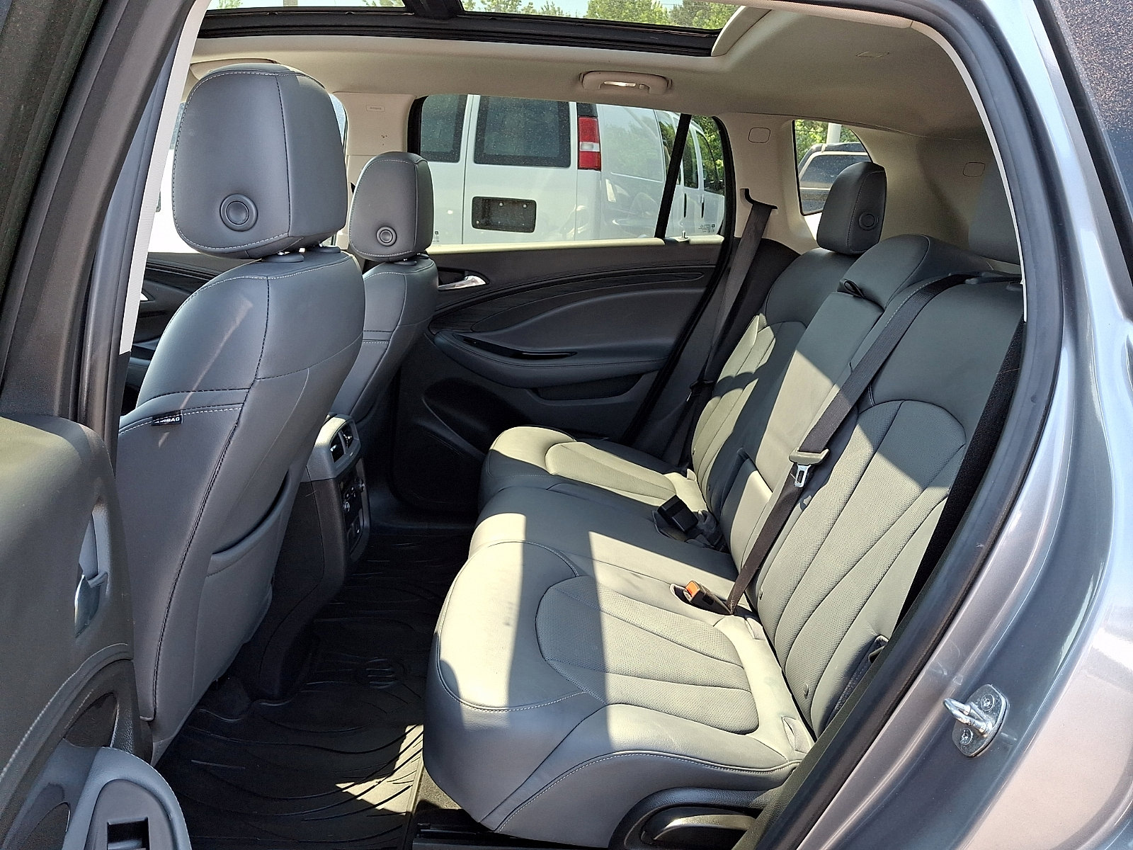 Used 2019 Buick Envision Premium AWD/4WD image 11