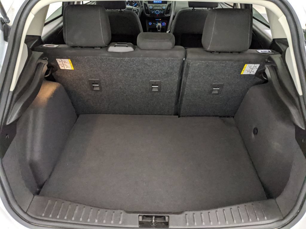 Used 2018 Ford Focus SE FWD image 17