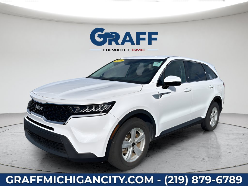 Used 2023 Kia Sorento LX FWD image 1