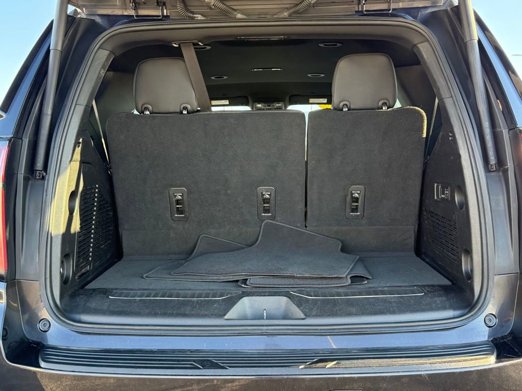 Used 2022 Chevrolet Tahoe RST w/ Luxury Package image 46