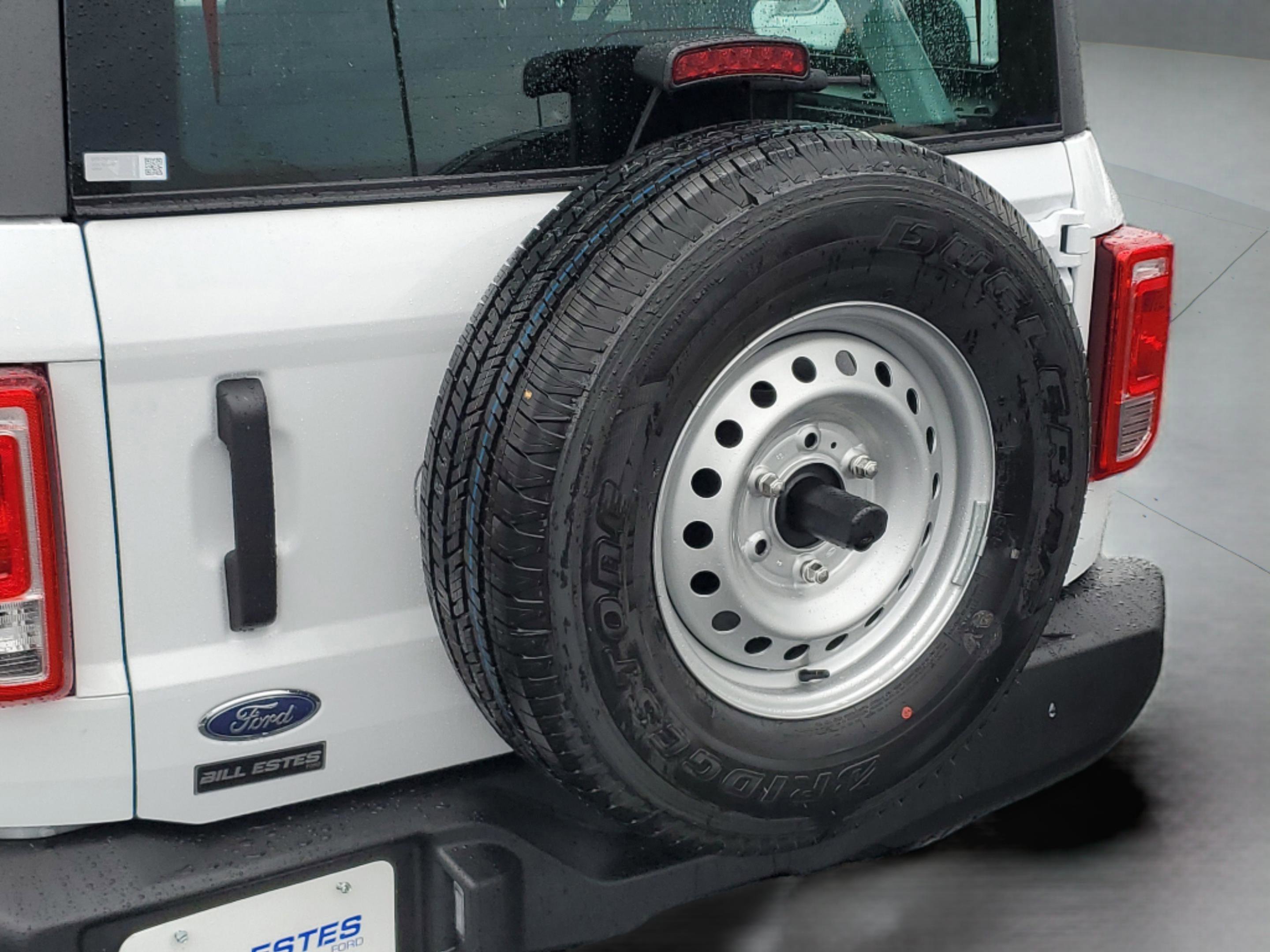 New 2025 Ford Bronco 4-Door image 7