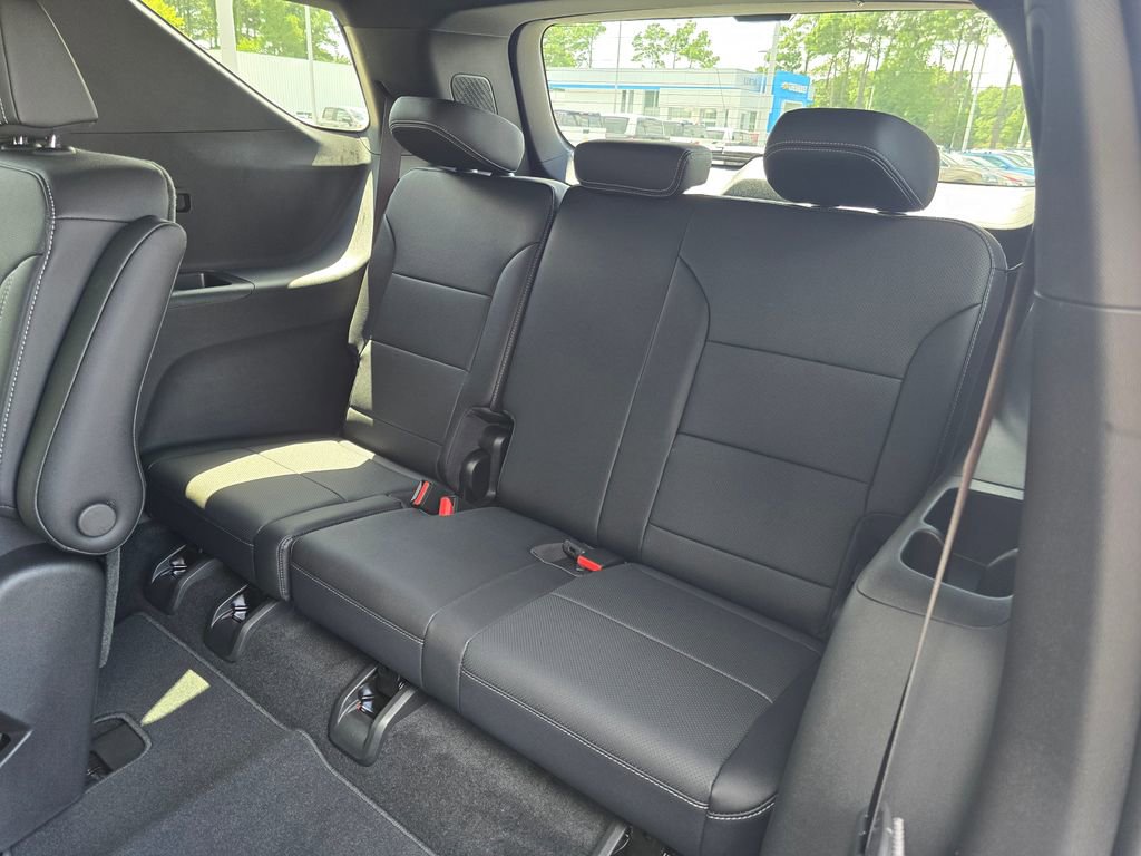 New 2026 Chevrolet Traverse LT w/ Driver Confidence Package image 21