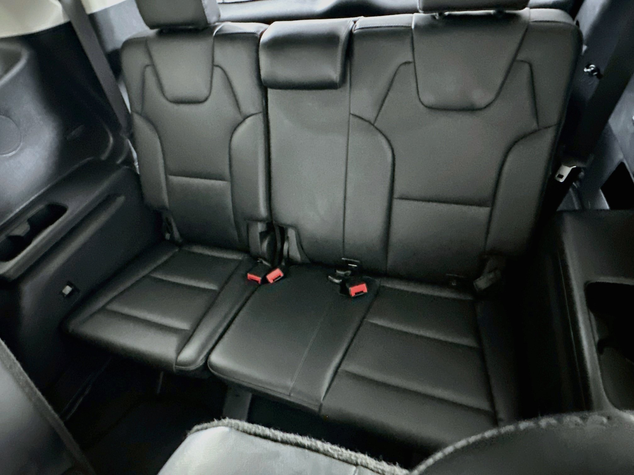 Used 2025 Kia Telluride S FWD image 30