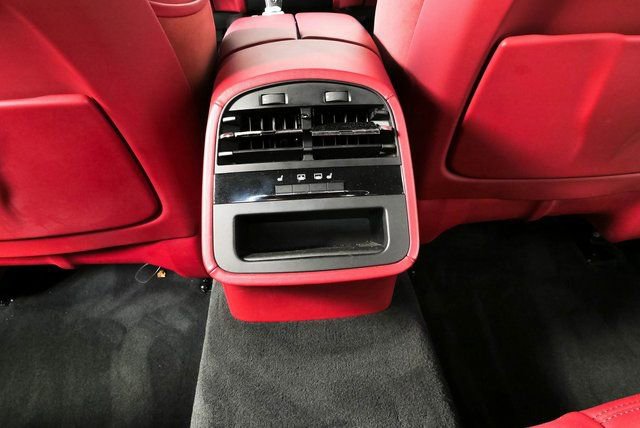 Used 2022 Maserati Quattroporte Modena RWD image 20