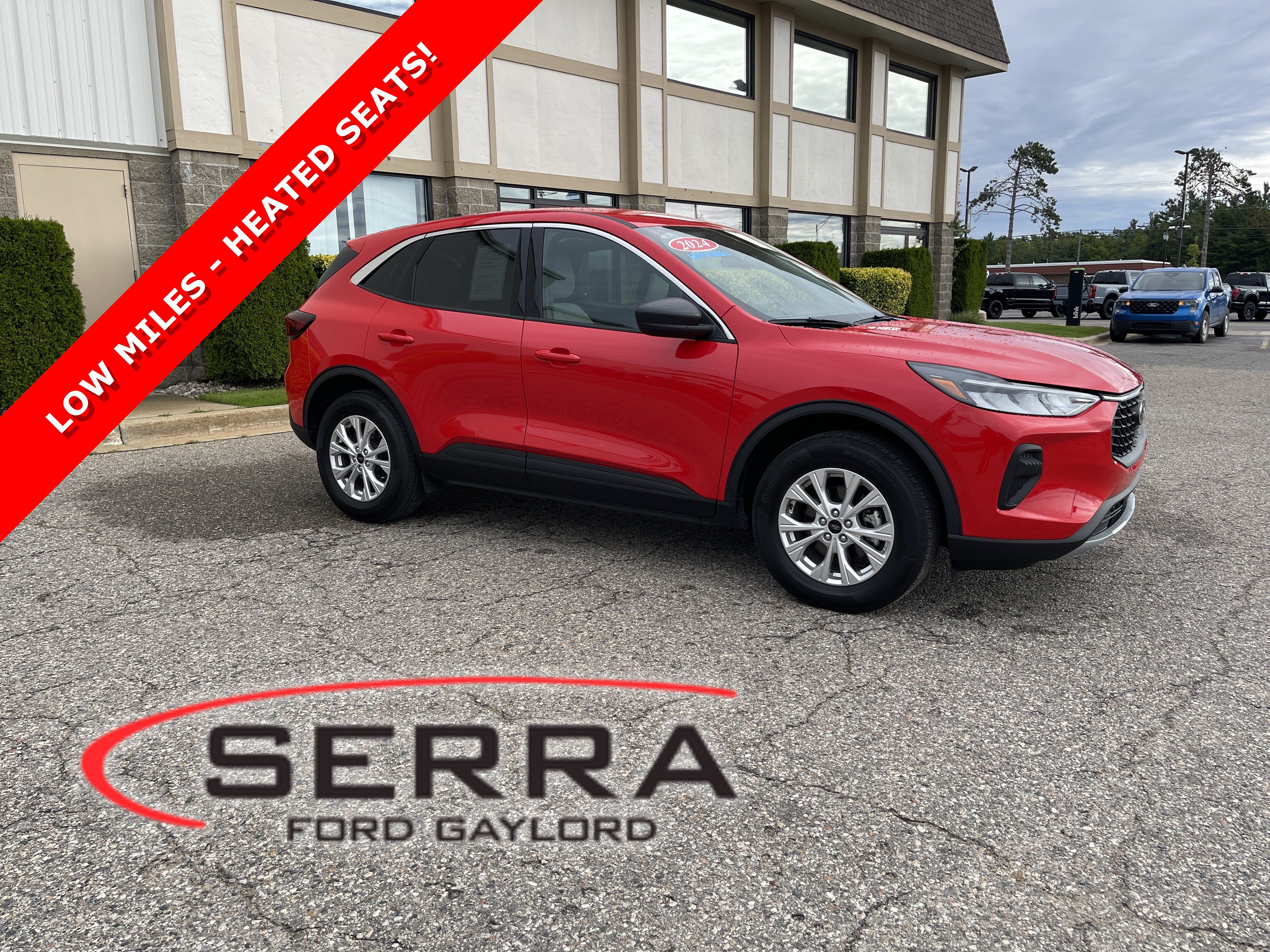 Used 2024 Ford Escape Active AWD/4WD image 1