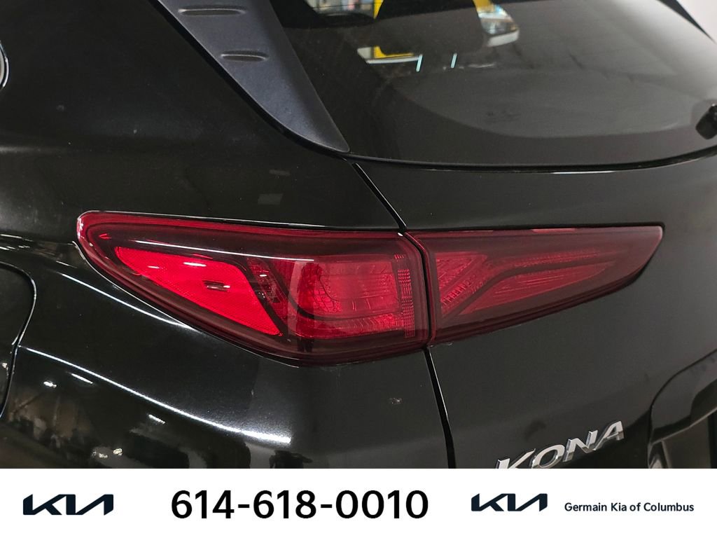 Used 2021 Hyundai Kona SE FWD image 16