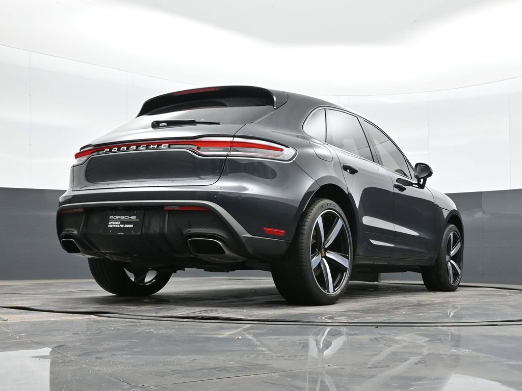 Certified 2023 Porsche Macan image 37