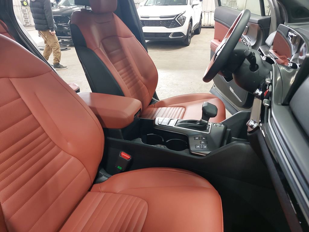 New 2026 Kia Sportage SX image 10