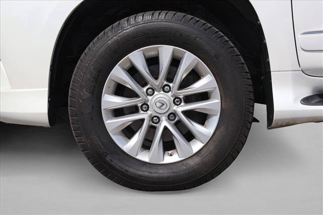 Used 2019 Lexus GX 460 Premium w/ Premium Package AWD/4WD image 9