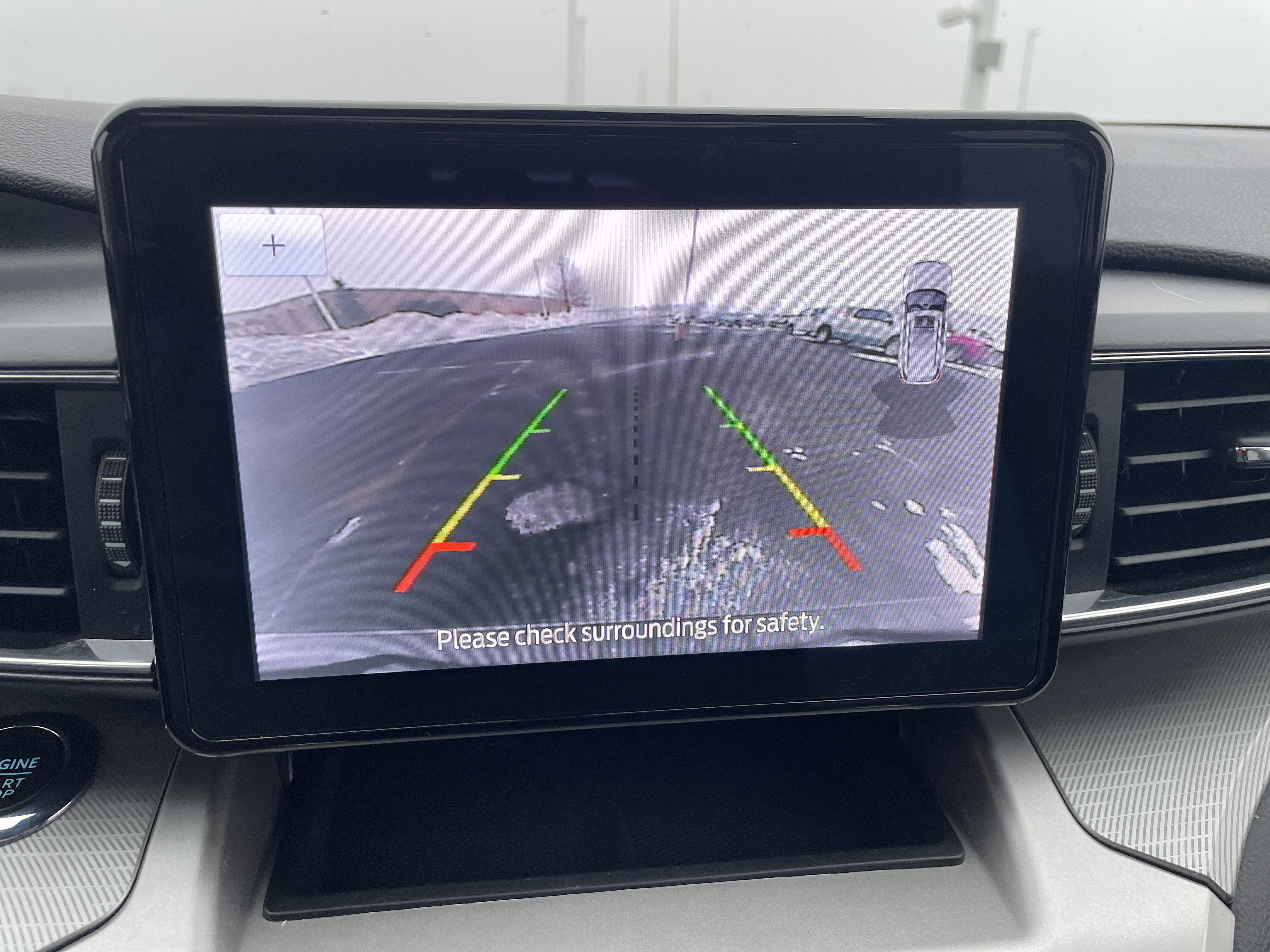 Used 2022 Ford Explorer XLT w/ Equipment Group 202A image 14