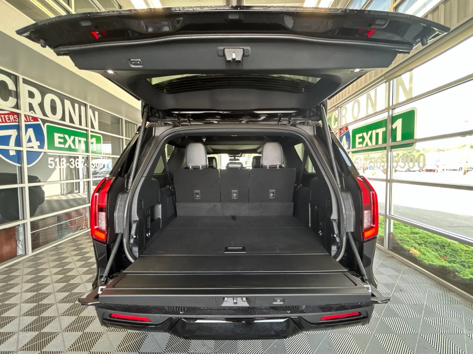 New 2027 Ford Expedition Max Platinum w/ Stealth Appearance Package AWD/4WD image 12