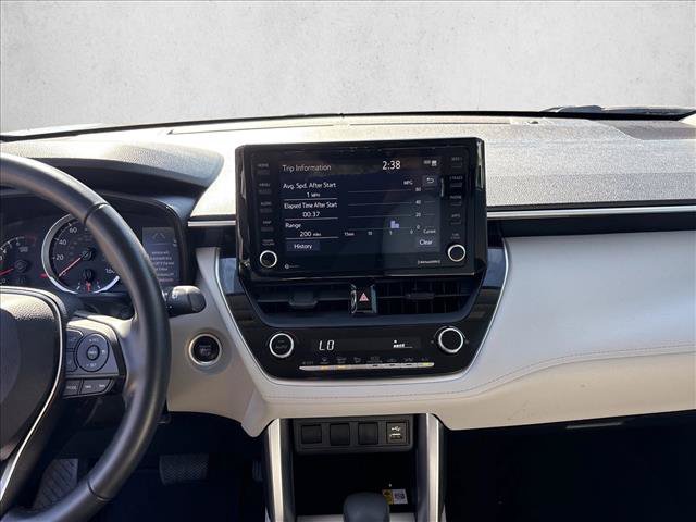 Certified 2022 Toyota Corolla Cross LE FWD image 14