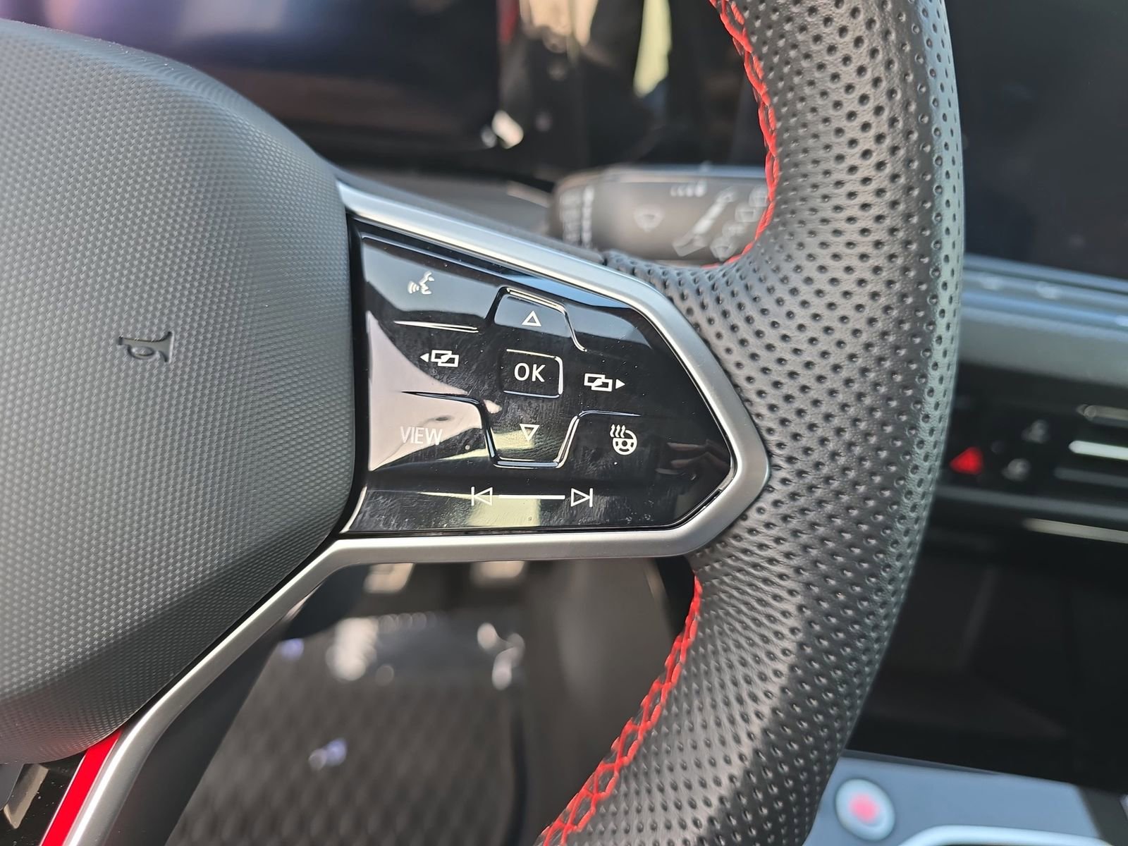 Used 2024 Volkswagen GTI Autobahn image 22