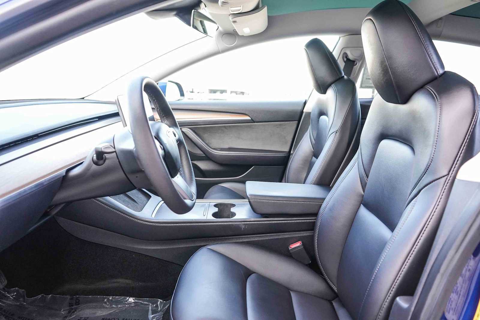 Used 2023 Tesla Model 3 Standard Range RWD image 17
