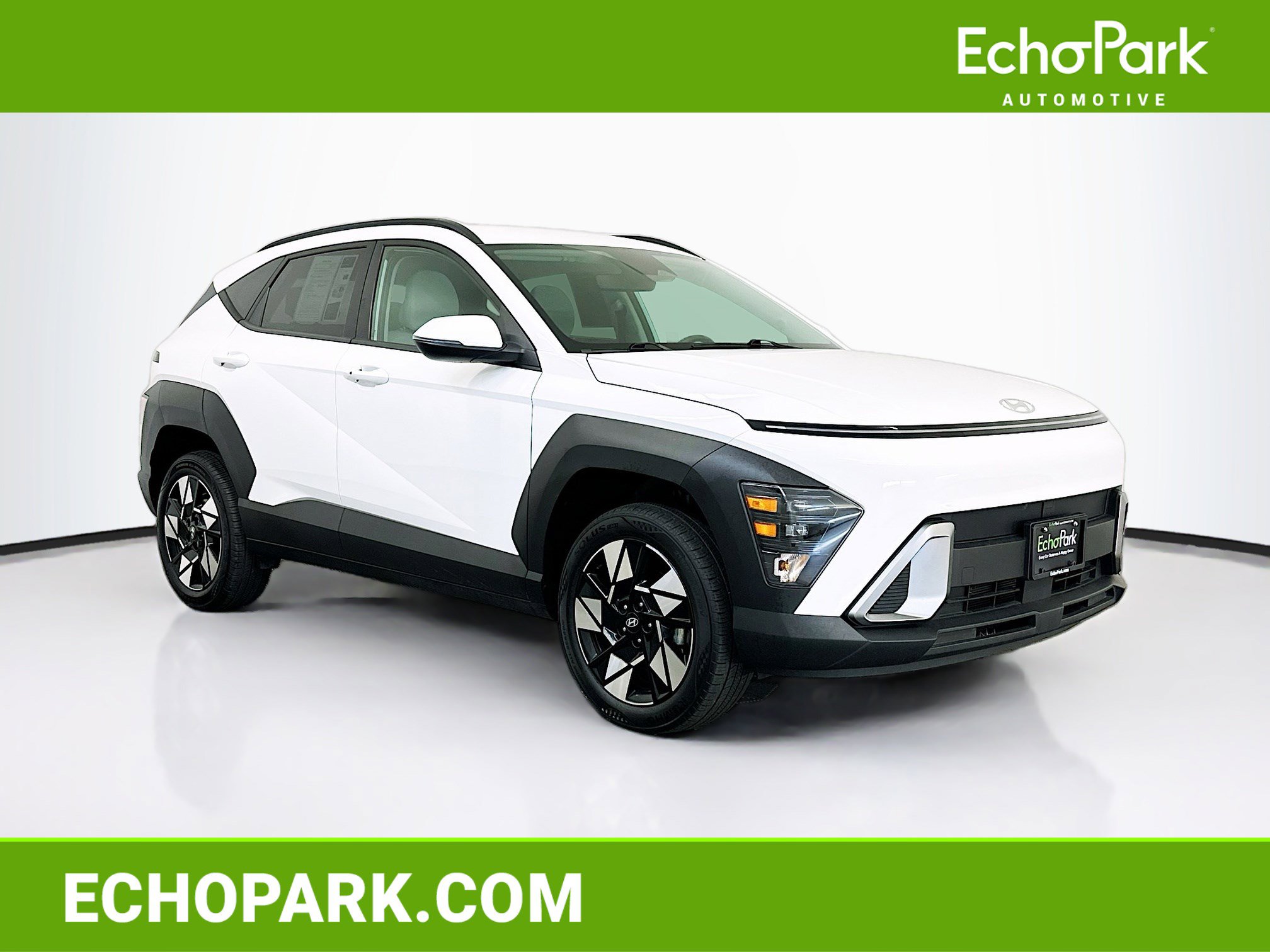 Used 2025 Hyundai Kona SEL image 1
