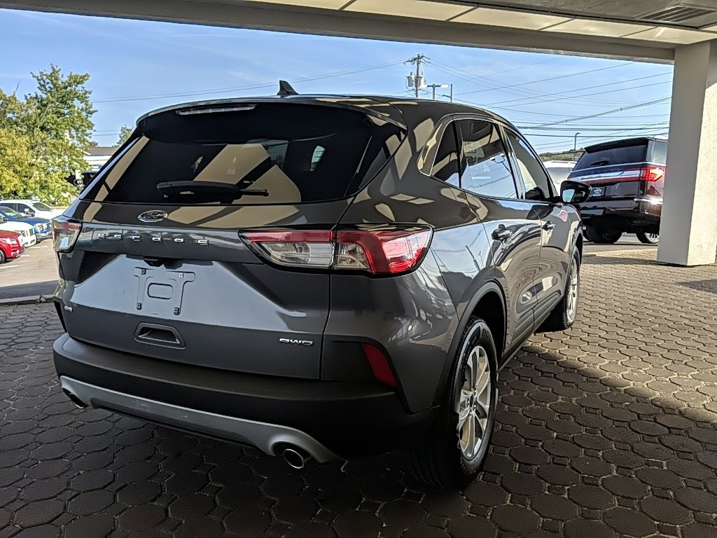 Certified 2022 Ford Escape SE w/ Convenience Package image 5