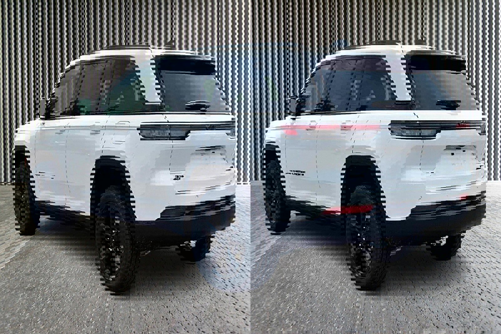 New 2025 Jeep Grand Cherokee Limited w/ Luxury Tech Group II image 3