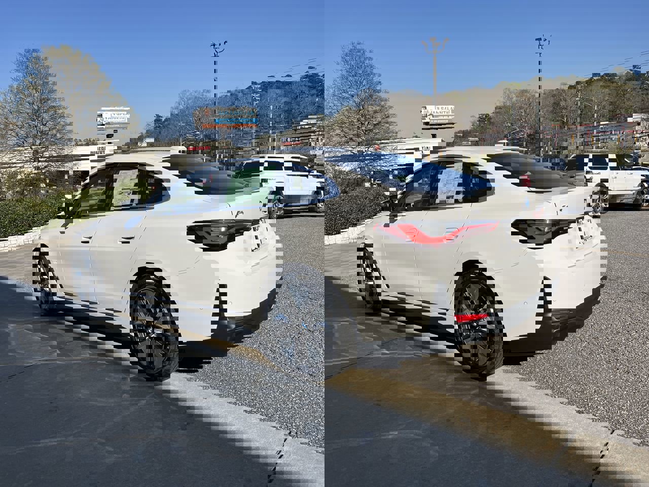 Used 2026 BMW i4 eDrive40 w/ Premium Package image 6