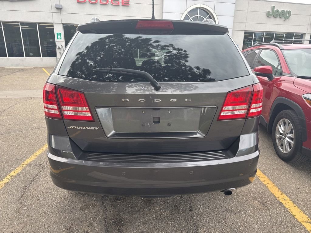 Used 2020 Dodge Journey SE w/ SE Popular Equipment Group FWD image 6