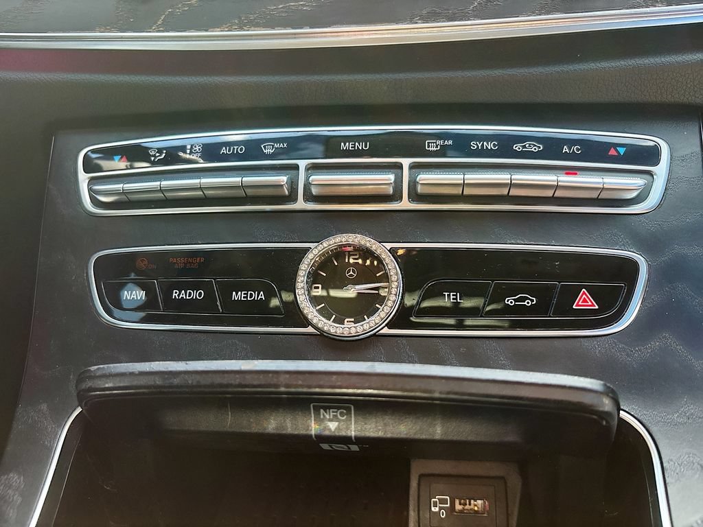 Used 2018 Mercedes-Benz E 300 image 26