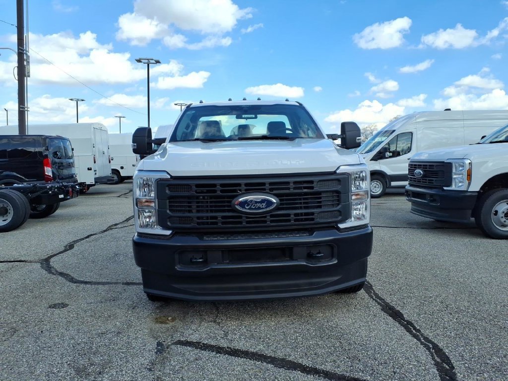 New 2026 Ford F350 XL AWD/4WD image 2
