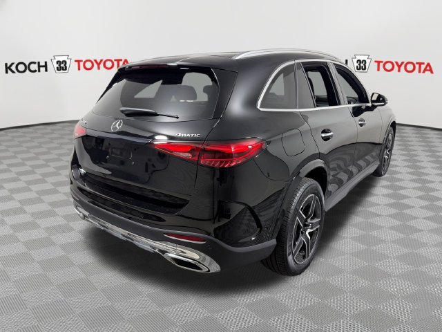 Used 2025 Mercedes-Benz GLC 300 4MATIC image 8
