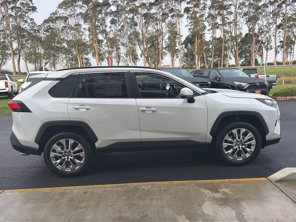 New 2025 Toyota RAV4 XLE Premium image 7