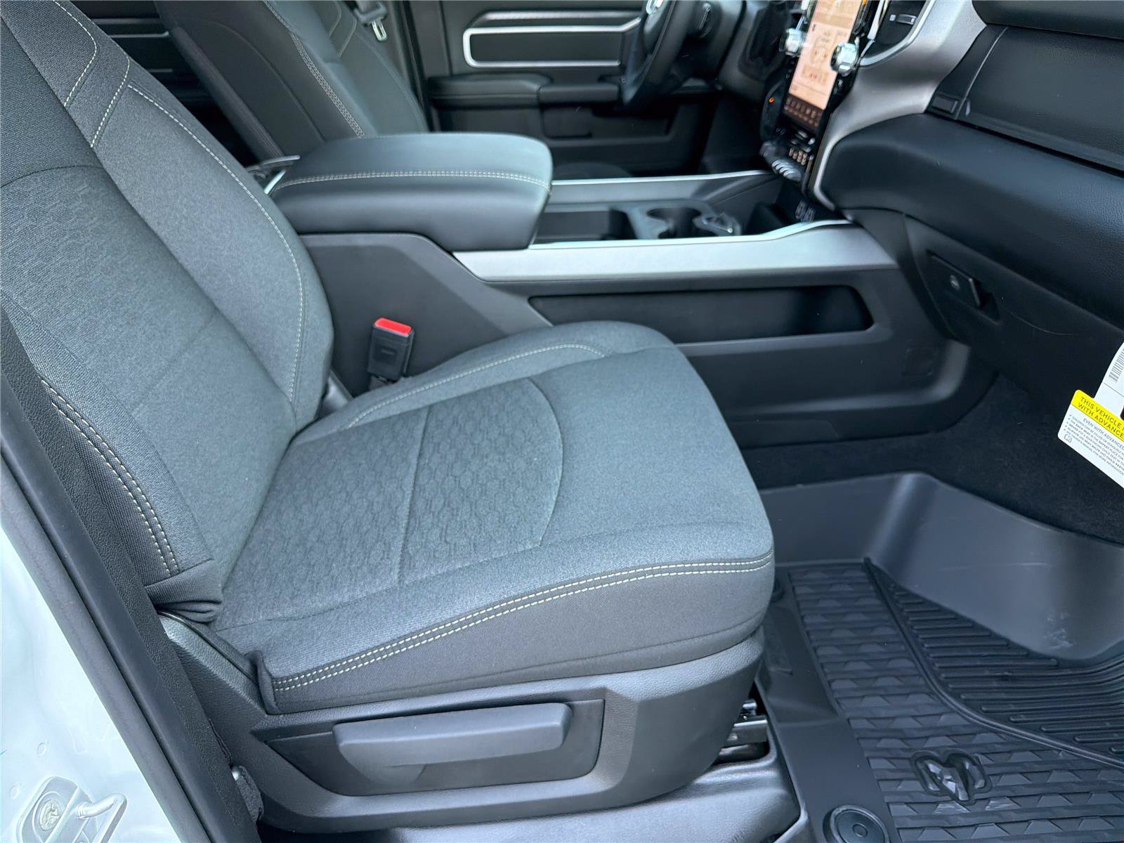 New 2026 RAM 2500 Big Horn AWD/4WD image 12