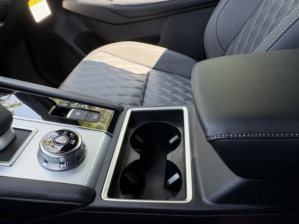New 2026 Nissan Rogue Platinum AWD/4WD image 7