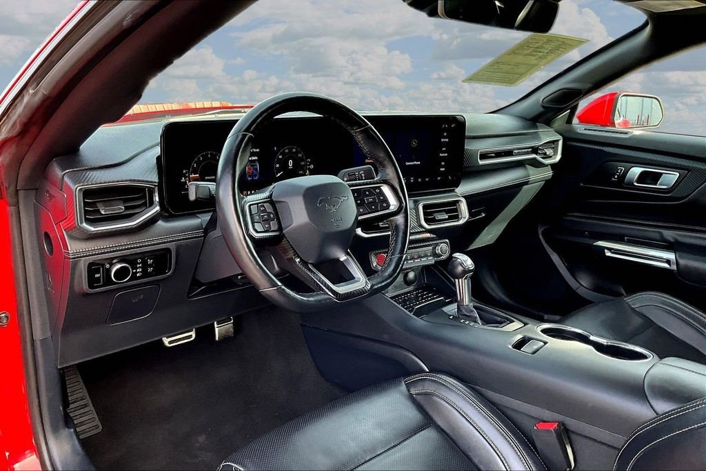 Used 2024 Ford Mustang Premium image 18