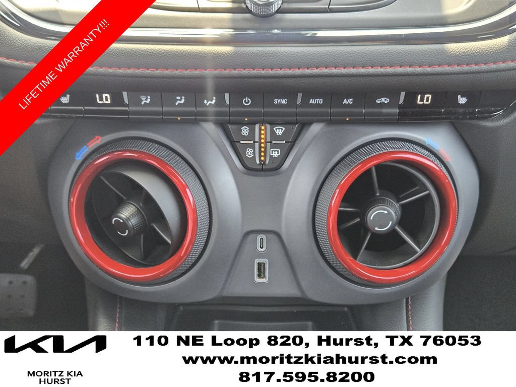 Used 2025 Chevrolet Blazer RS FWD image 21