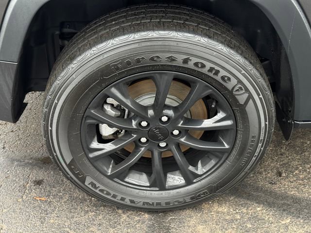 Used 2023 Jeep Cherokee Altitude Lux image 12