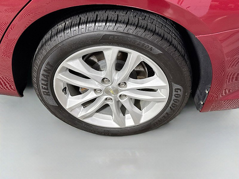 Used 2017 Chevrolet Malibu LT FWD image 28