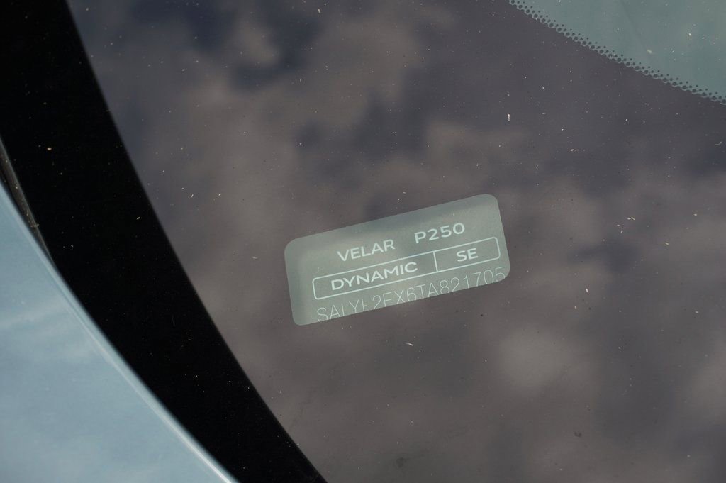Certified 2026 Land Rover Range Rover Velar Dynamic SE AWD/4WD image 29