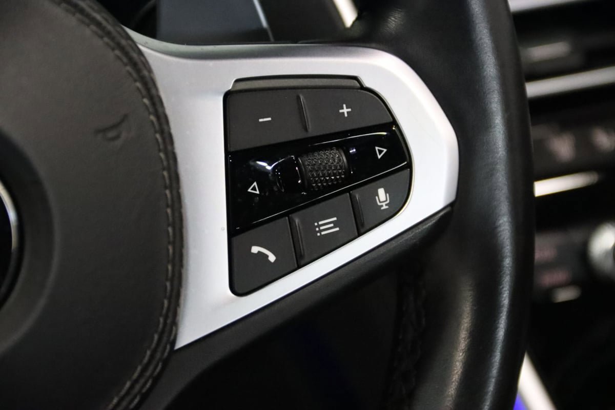 Used 2021 BMW M850i xDrive Convertible image 16