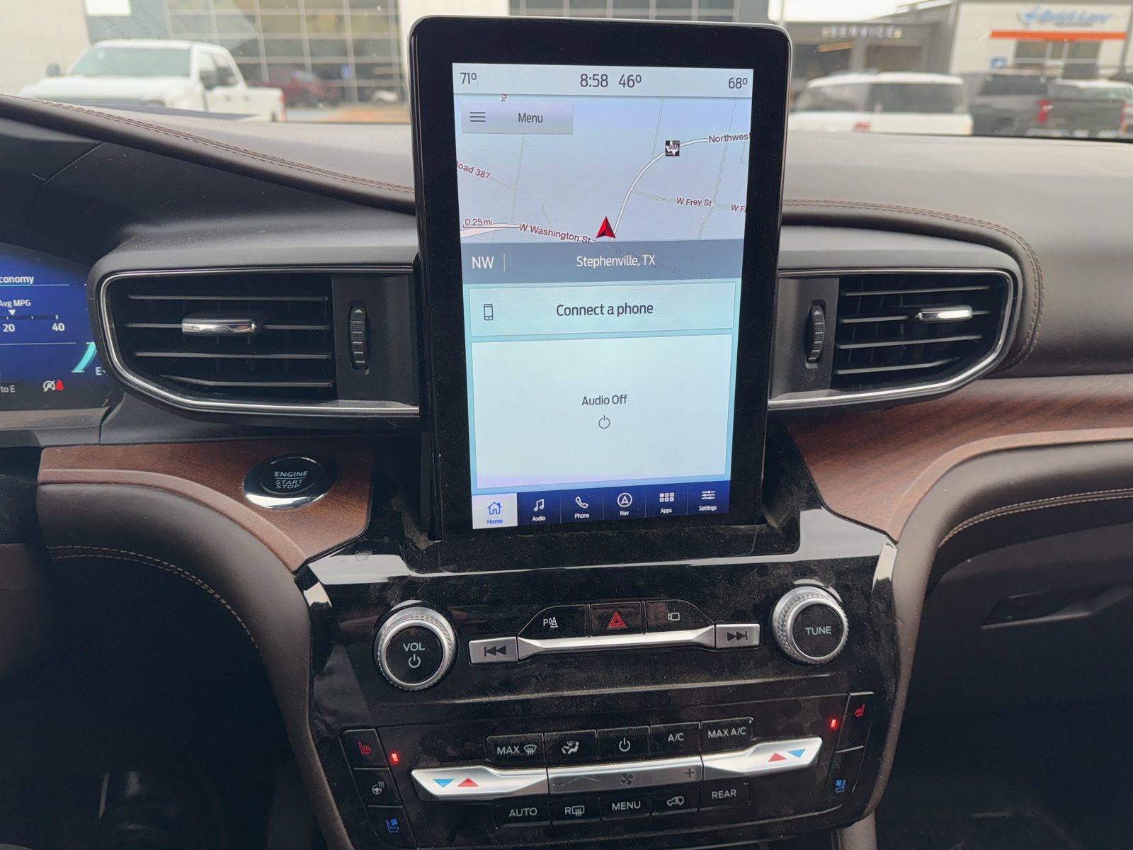 Used 2022 Ford Explorer King Ranch w/ Class IV Trailer Tow Package image 11