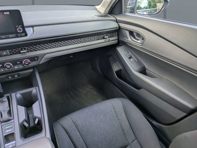 Used 2024 Honda Accord EX image 16