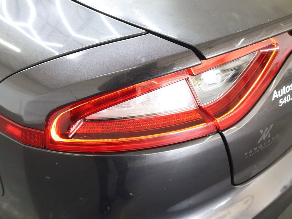 Used 2020 Kia Stinger GT image 28