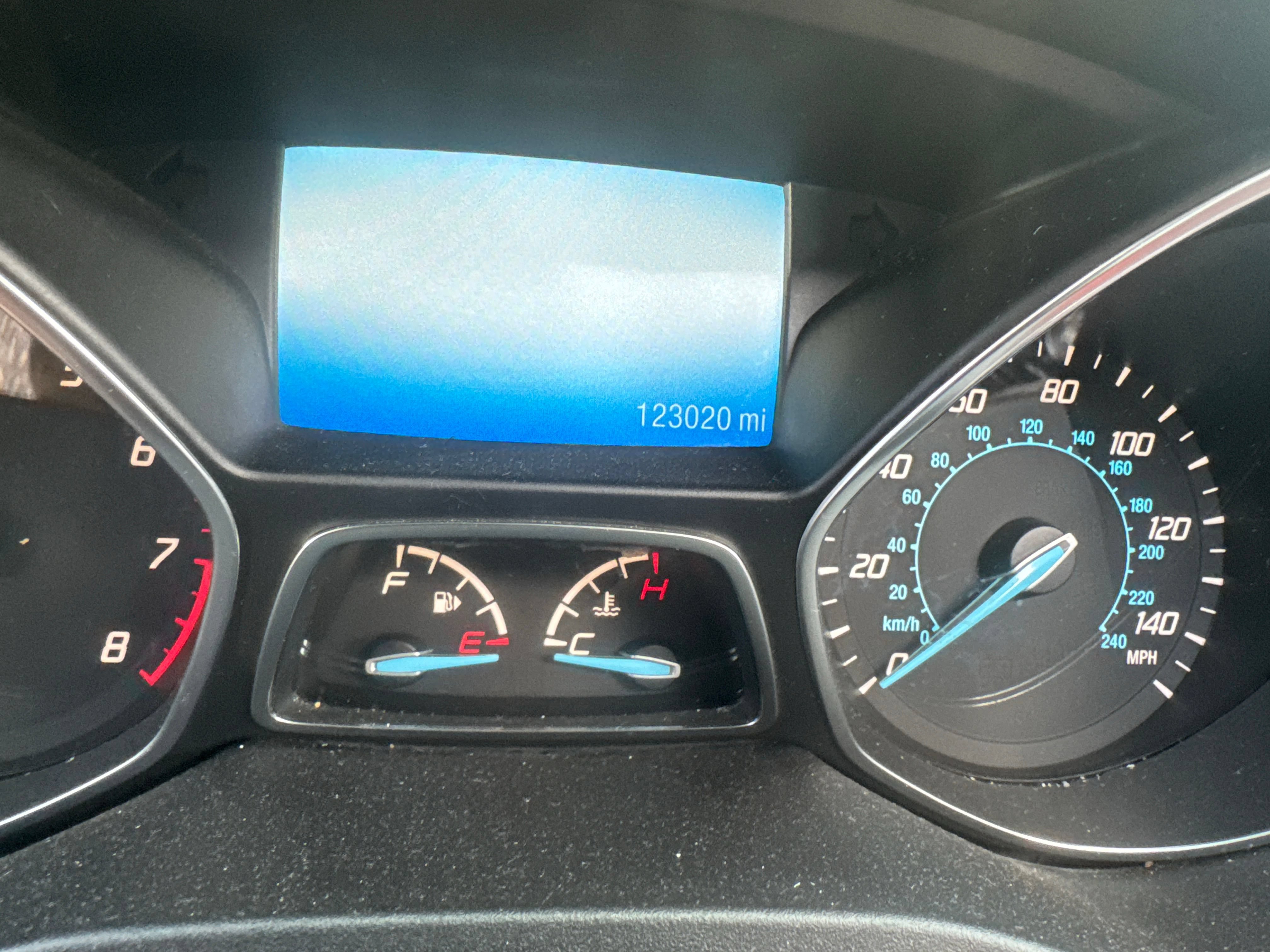 Used 2016 Ford Escape Titanium FWD image 8