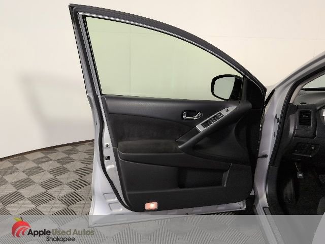 Used 2014 Nissan Murano SV AWD/4WD image 11
