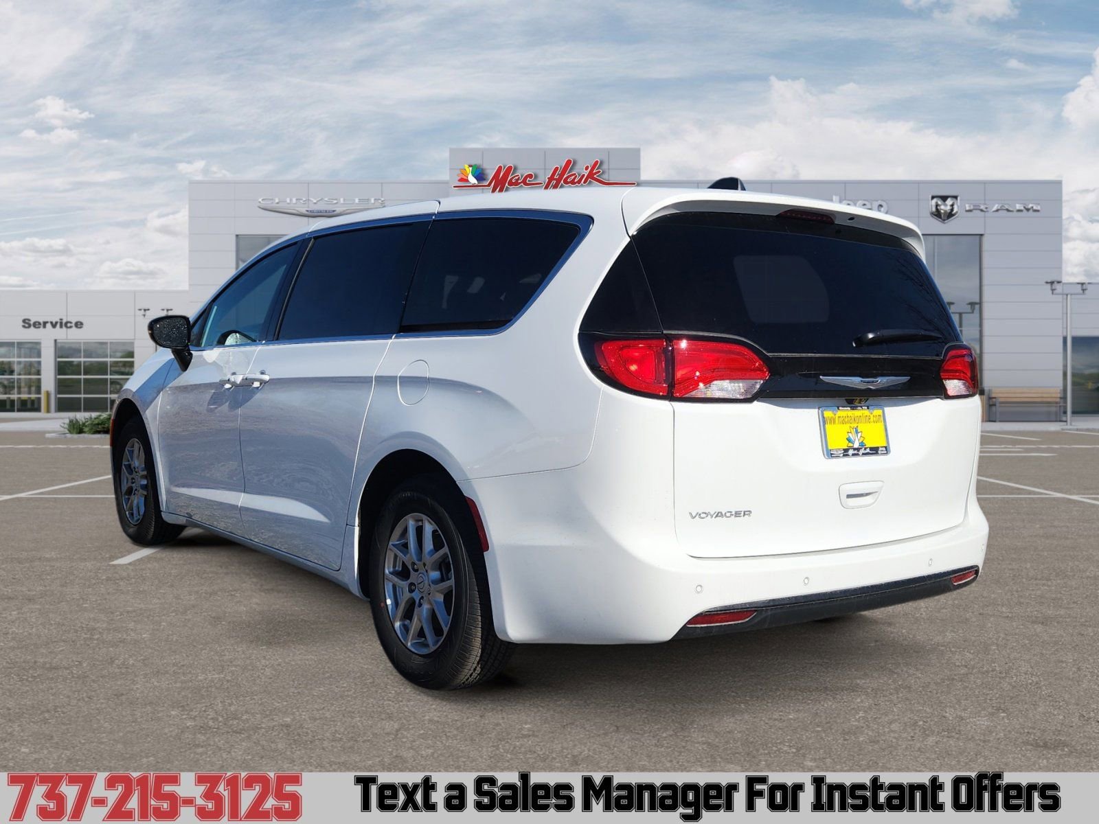 New 2026 Chrysler Voyager LX image 3