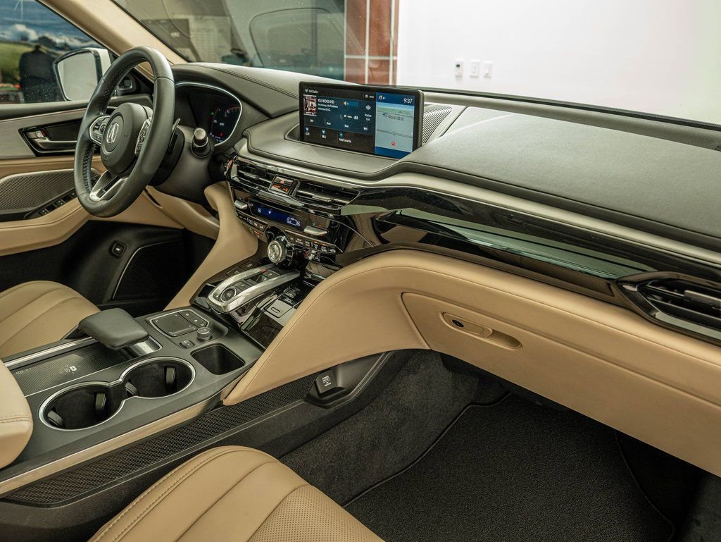 Certified 2023 Acura MDX SH-AWD w/ Technology Package image 39