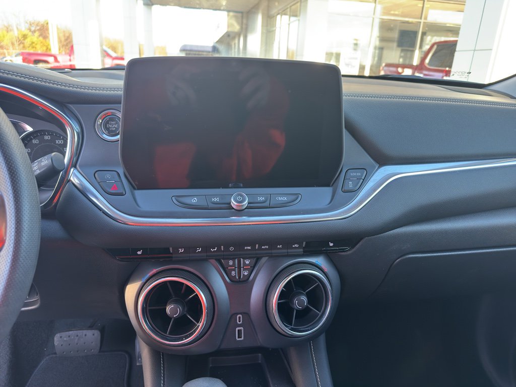 Used 2024 Chevrolet Blazer LT w/ Convenience Package FWD image 15