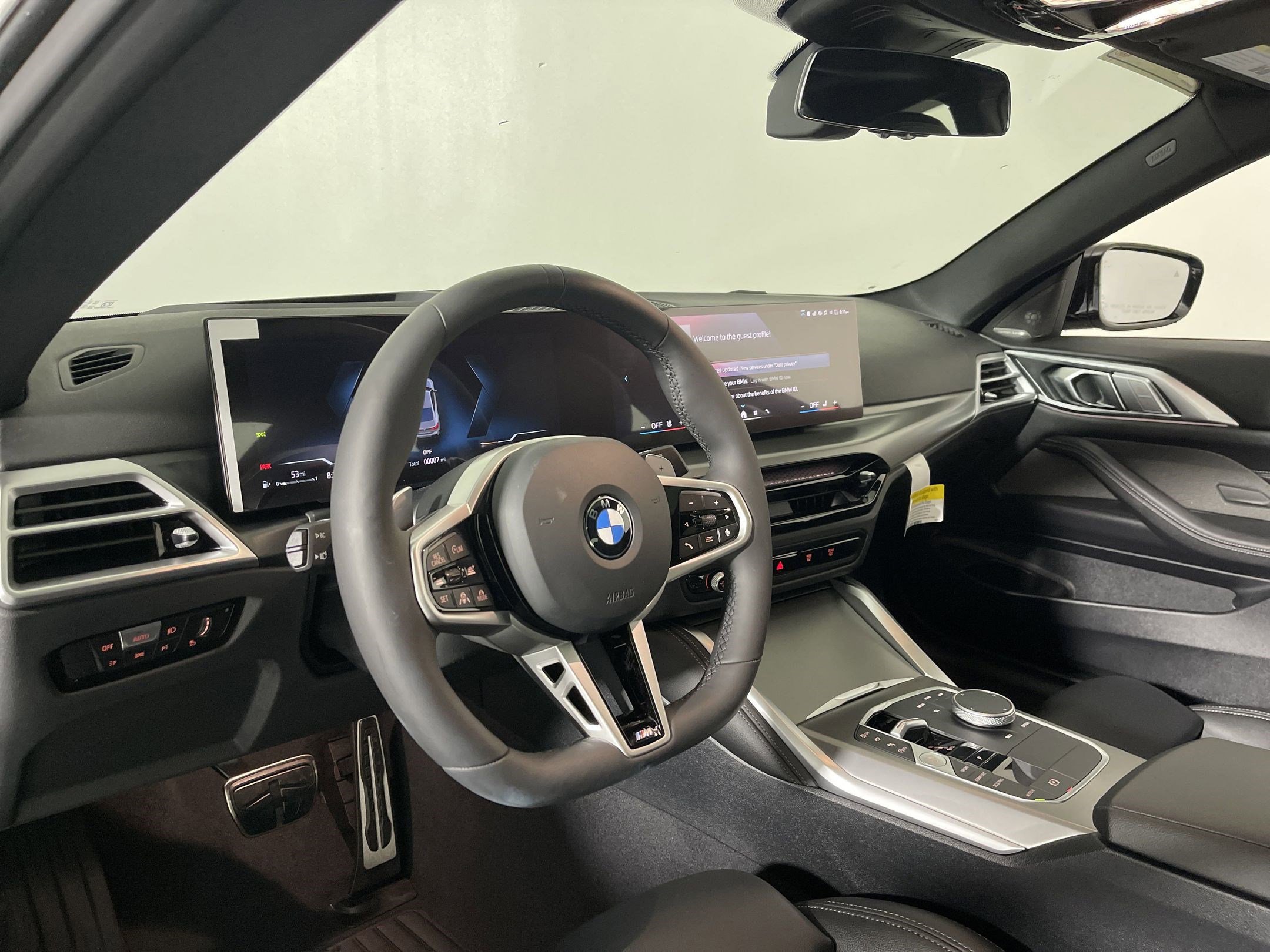 Used 2026 BMW 430i Coupe w/ M Sport Package image 4