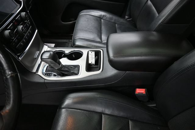 Used 2021 Jeep Grand Cherokee Limited w/ Luxury Group II RWD image 28