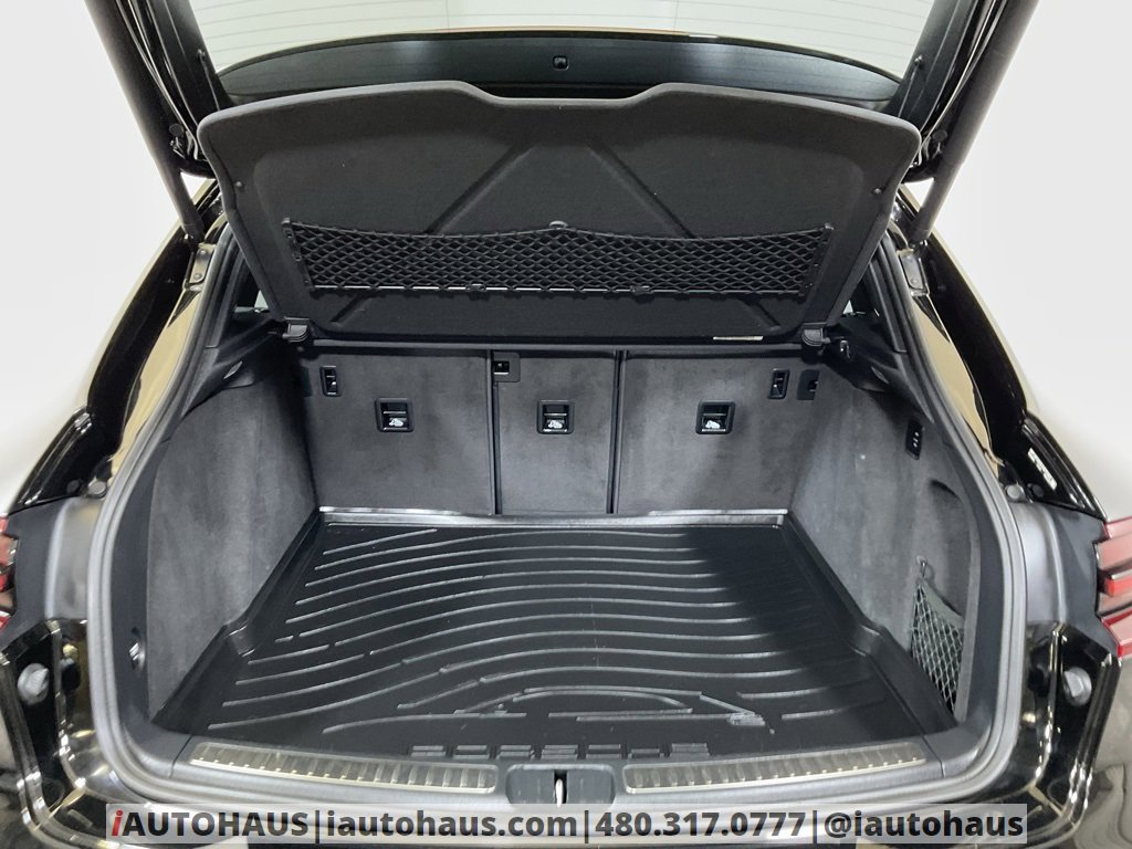 Used 2018 Porsche Macan Turbo w/ Premium Package Plus image 13