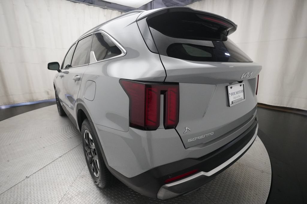 Used 2024 Kia Sorento S w/ Panoramic Sunroof Package AWD/4WD image 34