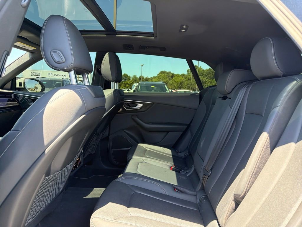 Used 2020 Audi Q8 Prestige w/ Prestige Package AWD/4WD image 16