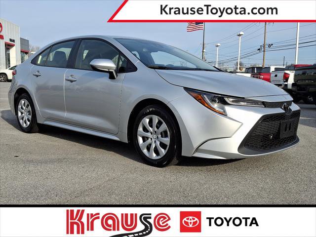 Certified 2022 Toyota Corolla LE image 1